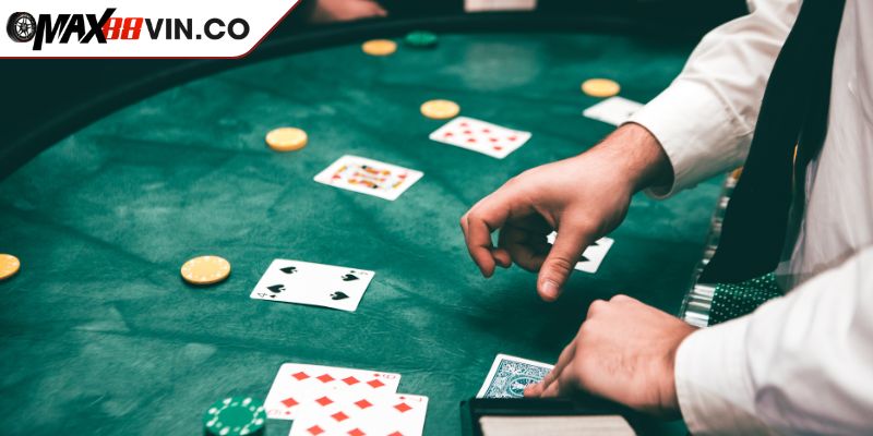 Trải Nghiệm Trò Chơi Blackjack Max88 Và Chiến Lược Hiệu Quả 3 Chia bài cho người chơi
