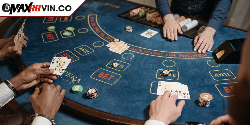 Trải Nghiệm Baccarat MAX88 Đỉnh Cao Cùng Bí Quyết Chiến Thắng 2 Sơ lược về Baccarat MAX88