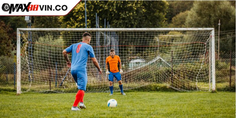 Khám Phá Về Đá Phạt Trực Tiếp Max88 Và Tầm Quan Trọng 4 Tình huống đá phạt phối hợp